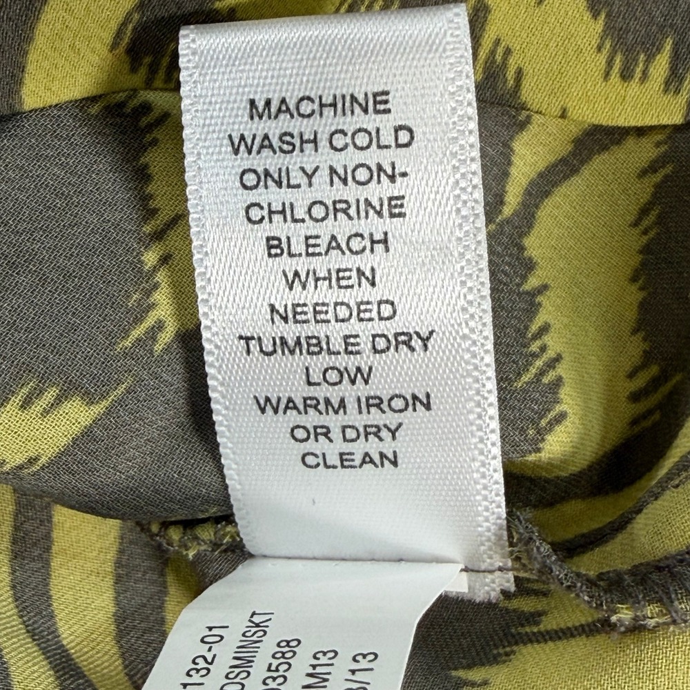 Banana Republic Heritage Mini Skirt Small Olive Green Grey Geometric Ikat Print - Picture 7 of 7